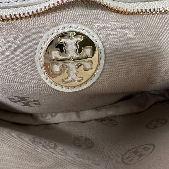 Tory Burch Kipp Perforated Logo Foldover Clutch Crossbody Bag White - Picture 11 of 16